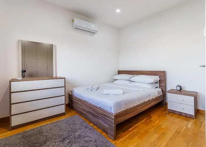 Apartamento Fam Glam Comfort Larnaca